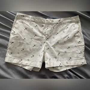 Tommy Hilfiger Women’s 12 Blue and White Star Shorts